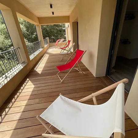 Holiday home Maison Chaleureuse Acces Prive A La